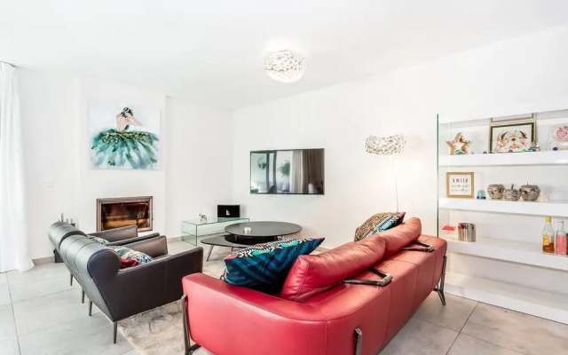 Spacious Penthouse in Los Naranjos - Up to 8 GUESTS!