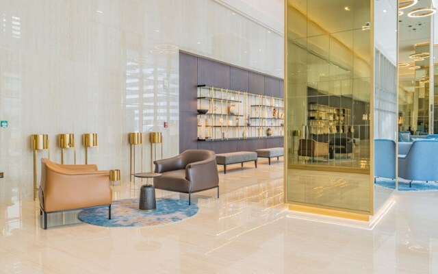 Glamorous Apartment Facing Burj Khalifa