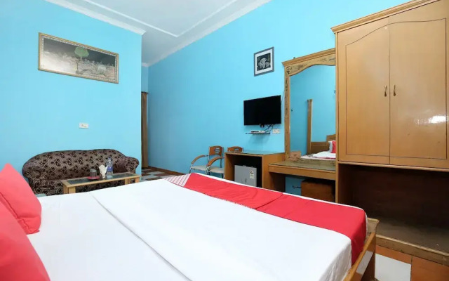 Gulshah Hotel by OYO