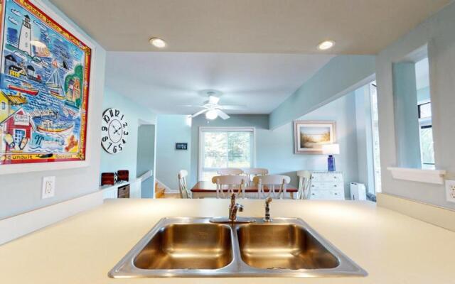 272 Turnberry Village