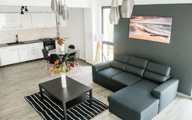 Diamond View Apartments