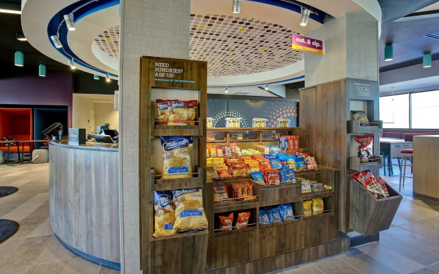 Tru By Hilton Monroe