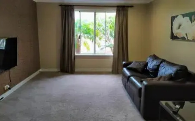 Halls Head Holiday Home