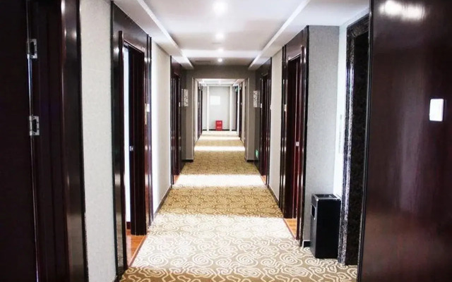 Homeinn Ripple Yun Hotel (Anxin Baiyangdian)