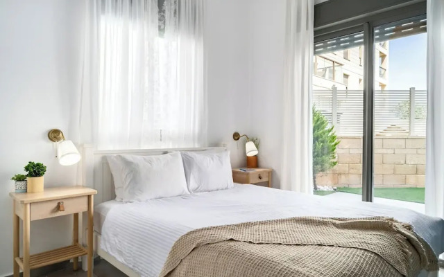 Achziv Bright Garden Stay by Sea N' Rent