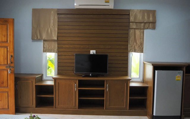 Selamat Lanta Resort