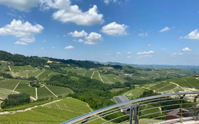 Hotel Il Boscareto Spa L Serralunga D'