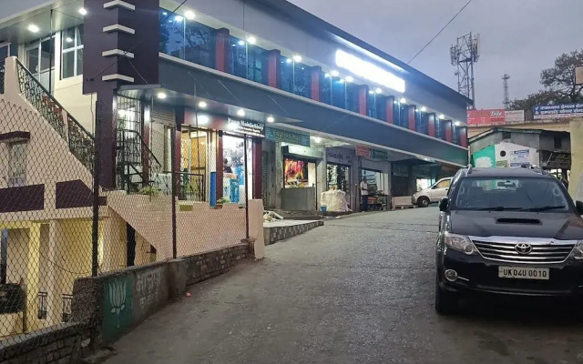 Hotel Tribhuwan by Goroomgo