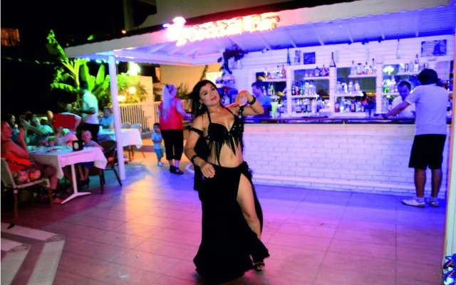 Blue Palace Hotel & Family