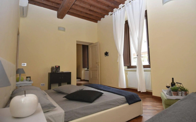 House & The City - Colosseo Apartments
