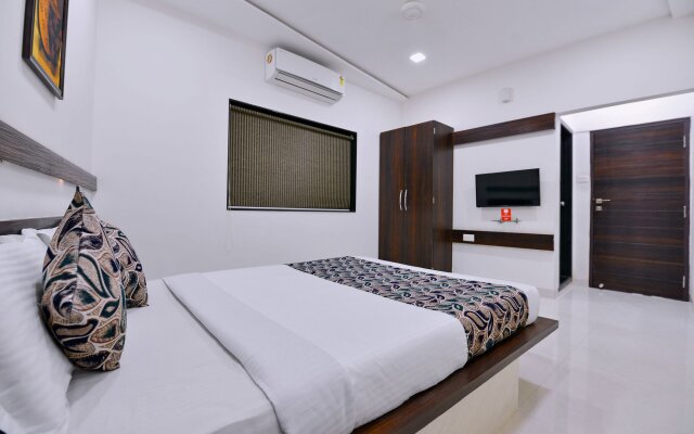 OYO 8022 Hotel Sunil Inn