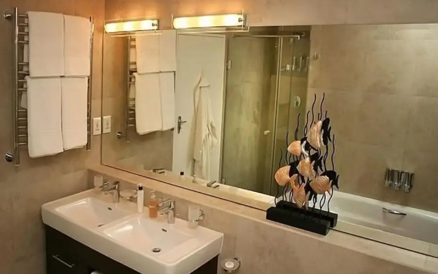 Blaauwheim Guest House