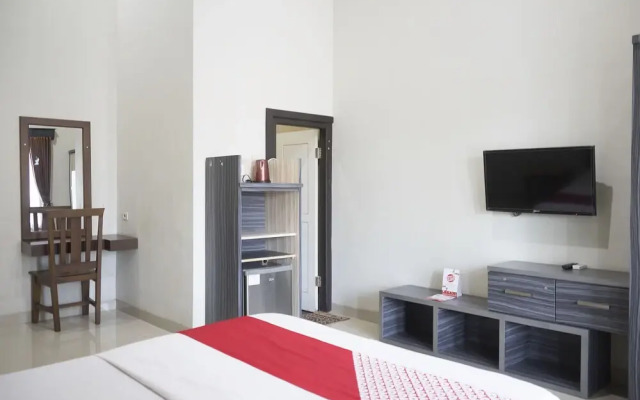 Guest House Loemajan by OYO Rooms