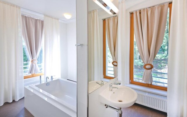 Restaurace a Pension Hřebíkárna