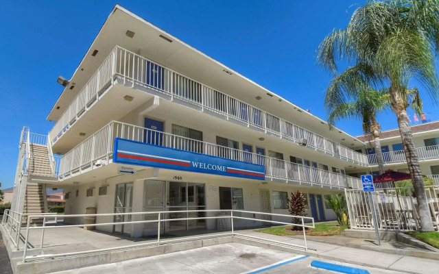 Motel 6 San Bernardino, CA - North