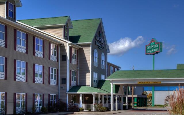 Comfort Inn & Suites Northern Kentucky