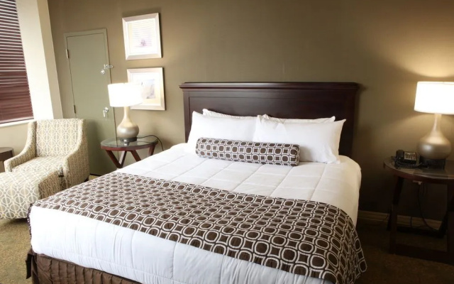 Ramada Plaza Cincinnati Sharonville