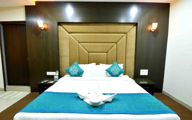 OYO Premium Alankar Circle