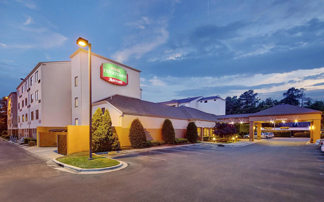 Courtyard Durham Near Duke University/Downtown