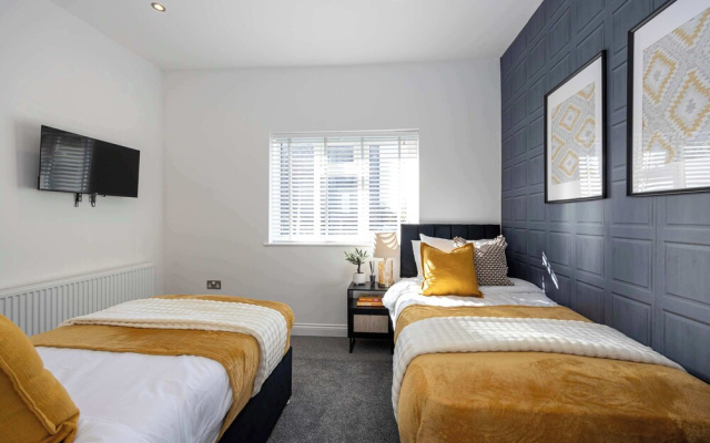 Cosy Apartment in the Heart of Sale