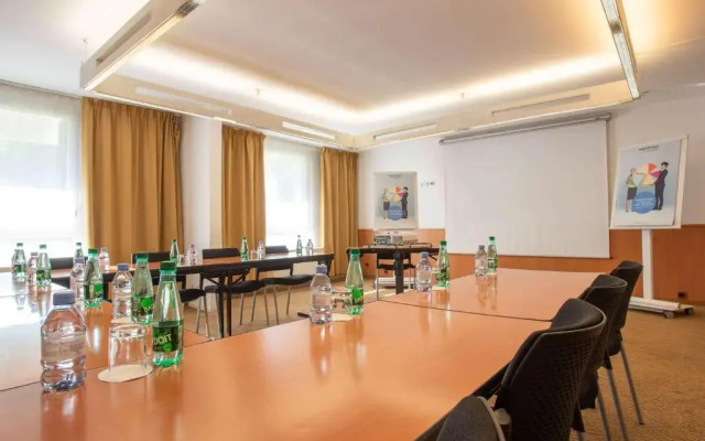 Hotel Novotel Aix en Provence Pont de l'Arc Fenouillères