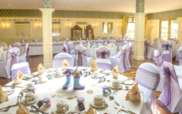 Newby Bridge Hotel
