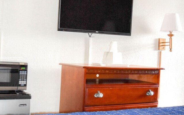 Days Inn Attleboro
