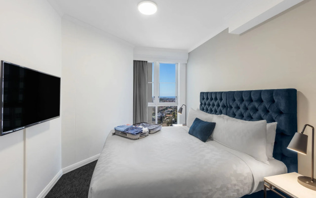 Meriton Suites Bondi Junction