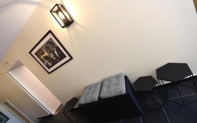 Le 24 Hotel