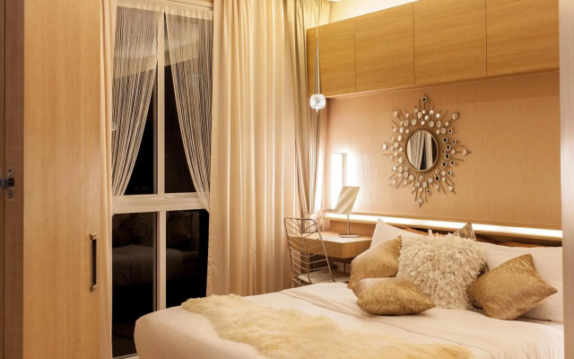 City Garden Tower Luxurious Condominium In The Center Of Pattaya