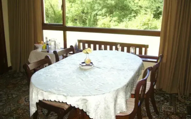 Springlawn Bed and Breakfast