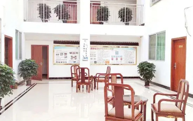 Huatianlong Business Hotel