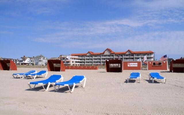 Montreal Beach Resort