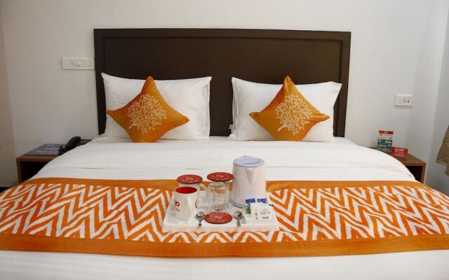 OYO 698 Hotel Maven's House
