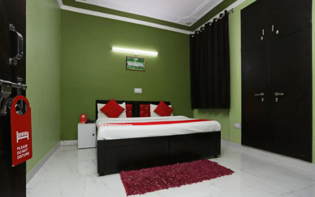 OYO 28604 Akki Residency