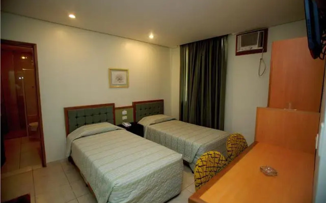 Hotel Cinelândia - Buenas Hoteis - Centro - São Paulo - SP