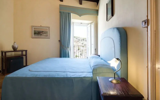 Castello Di Caccuri Suites