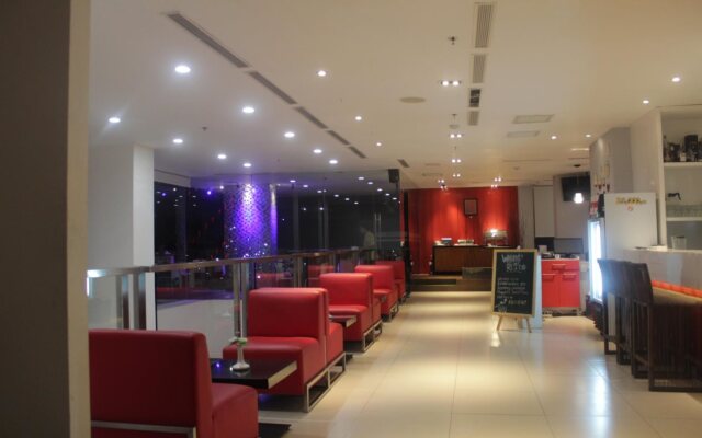 Redstar Hotel