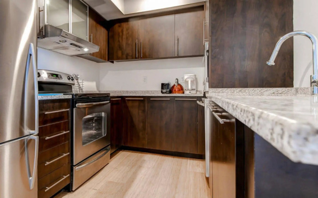 Global Luxury Suites at Kenmore Square
