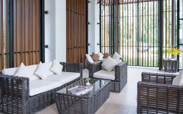 SEAnery Beach Resort