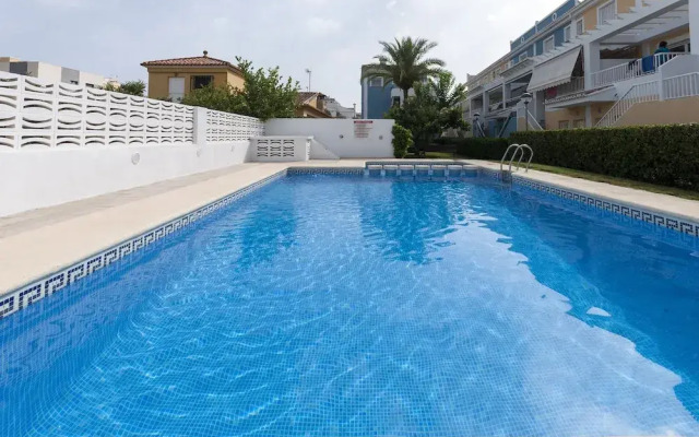 Golden in Gandia With 3 Bedrooms and 3 Bathrooms