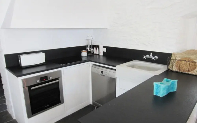 Casa Con Piscina En Cadaques - 1593