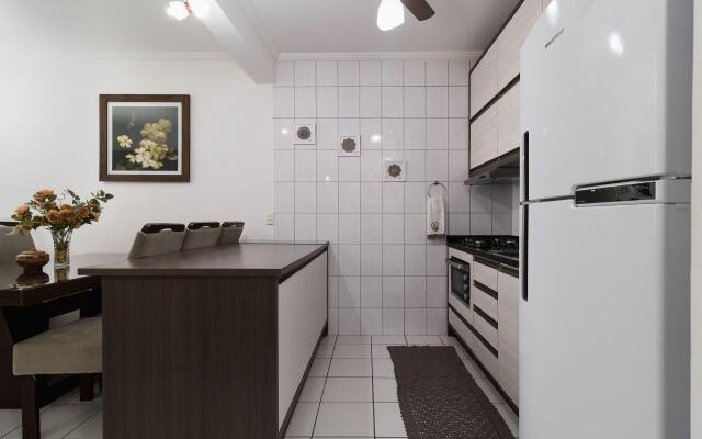 Apto aconchegante no centrinho dos Ingleses LIB203