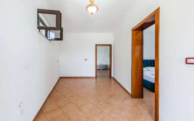 Red House 2 in Shkod r