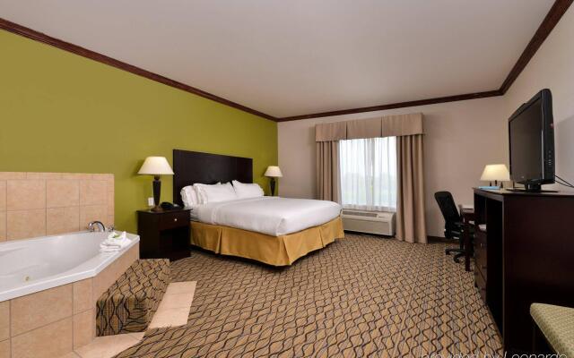 Holiday Inn Express Hotel & Suites Sherman Highway 75, an IHG Hotel