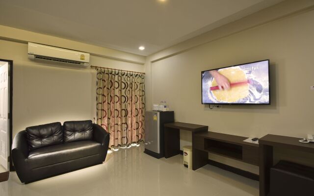 Gold Airport Suites