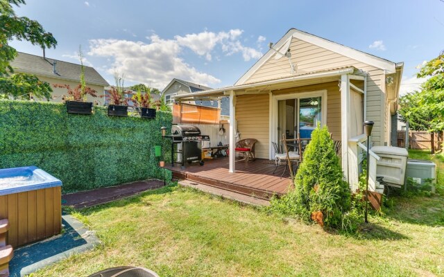 Keansburg Home w/ Private Hot Tub!