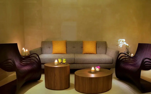 AlRayyan Hotel Doha Curio Col