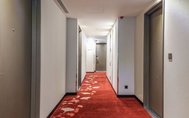 Royal Jade Boutique Hotel