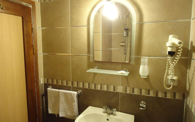 Aterna Hotel